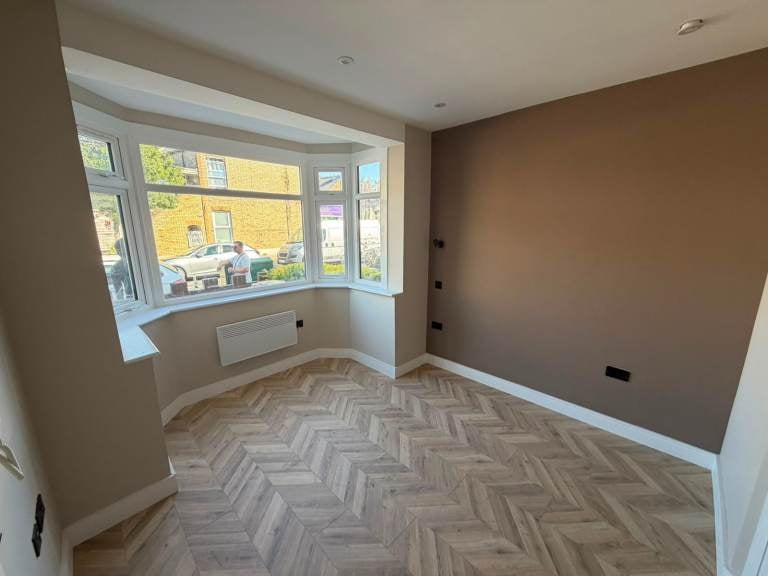Flat Birkbeck Road in Greater London