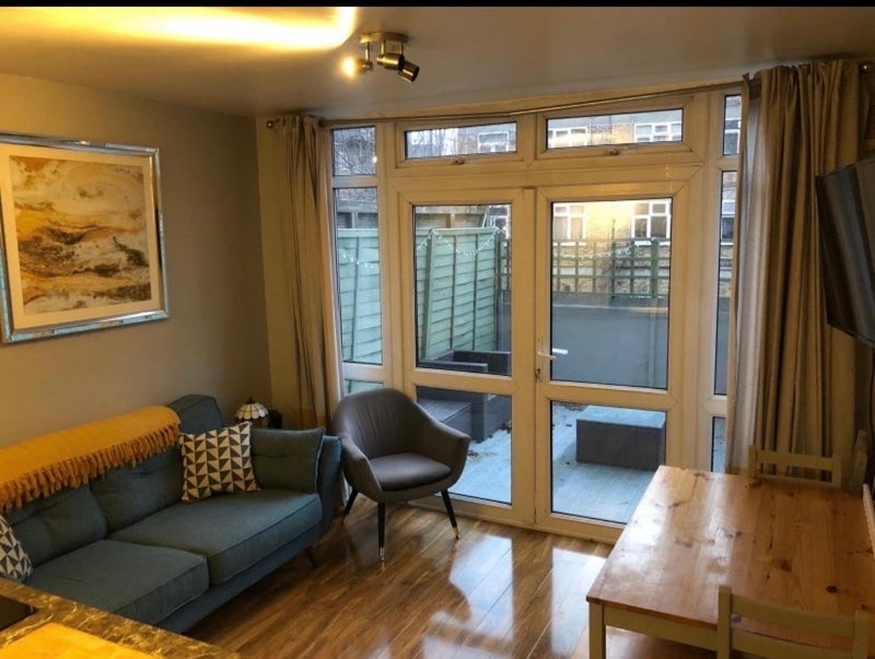 Room Kingsland Road in Greater London