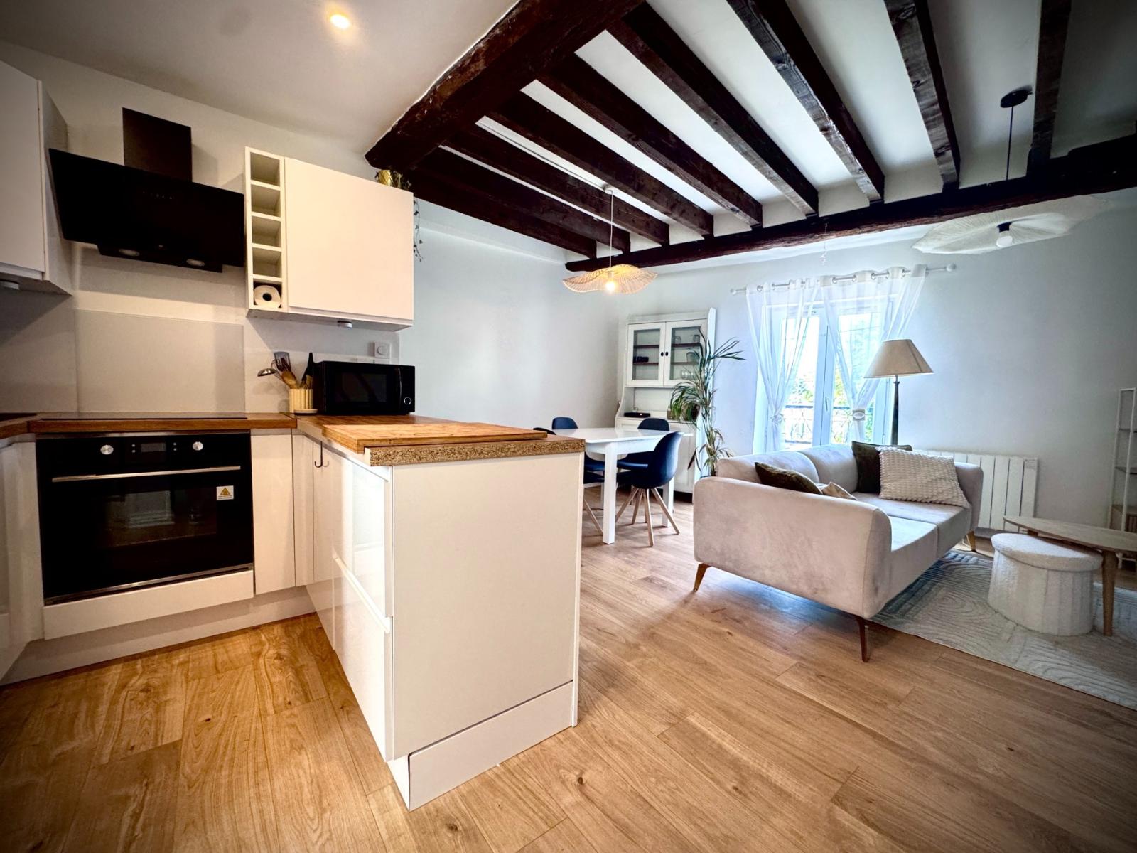 Flat Avenue Carnot in Nemours
