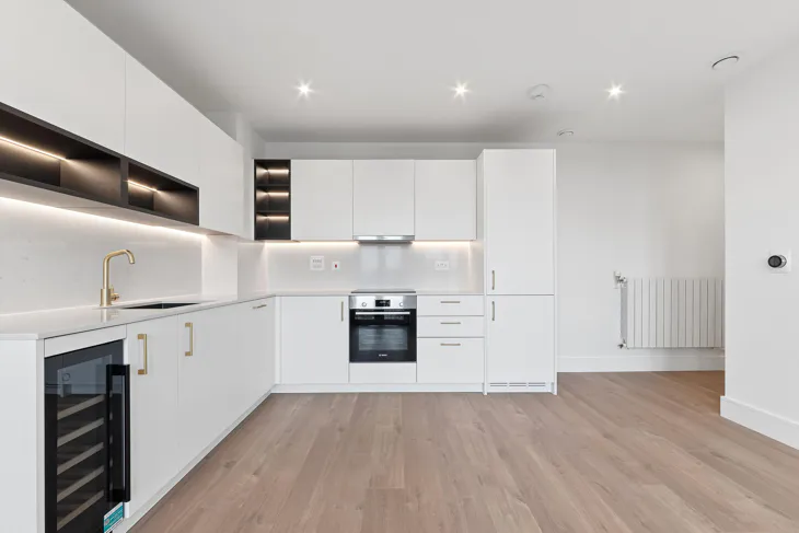 Flat Avery Avenue in Greater London