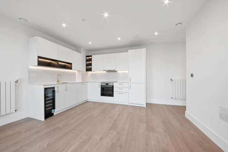 Flat Avery Avenue in Greater London