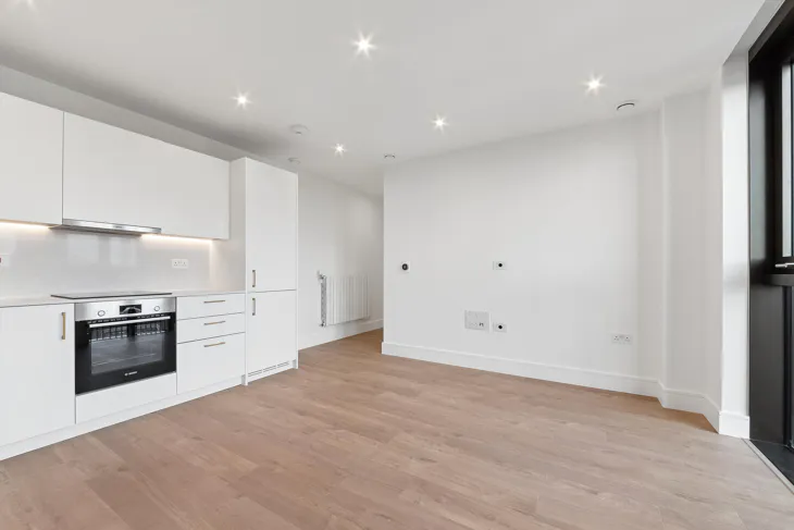 Flat Avery Avenue in Greater London