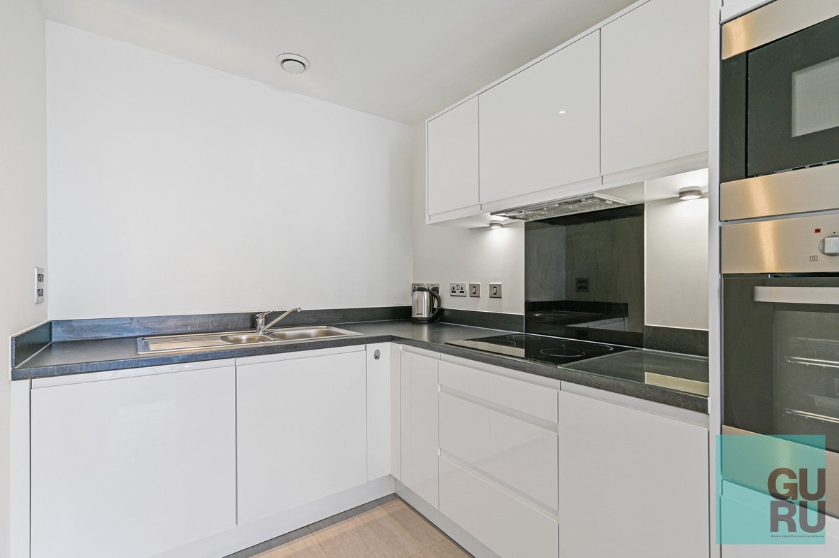 Flat Gayton Road in Greater London