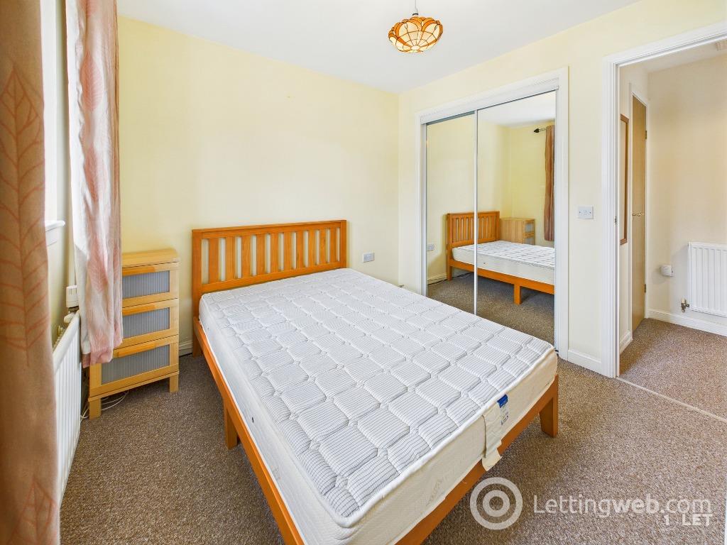 Flat Morvenside in City of Edinburgh
