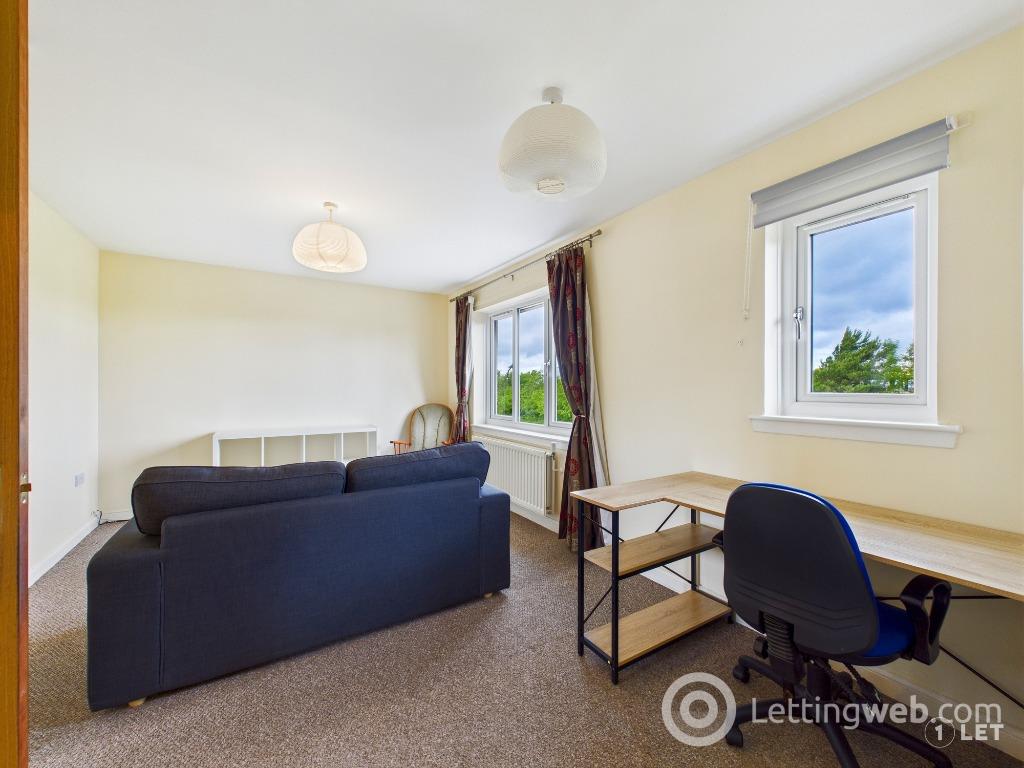 Flat Morvenside in City of Edinburgh