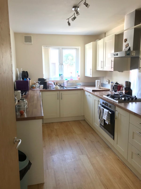 Room Pen Y Bryn Way in Cardiff