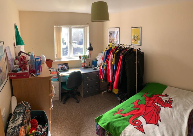 Room Pen Y Bryn Way in Cardiff