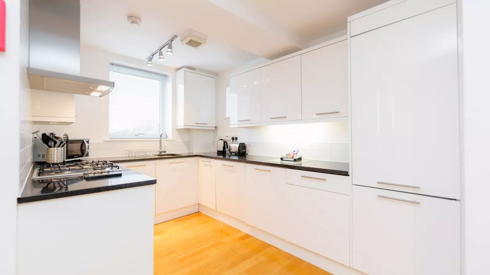 Flat Kew Bridge Court in Greater London
