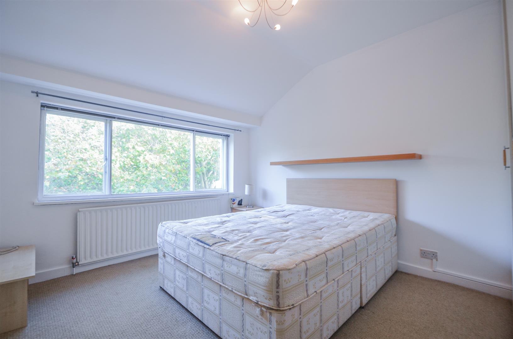 Flat Westbourne Terrace in City of Westminster