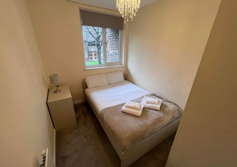 Room Ludovick Walk in Greater London