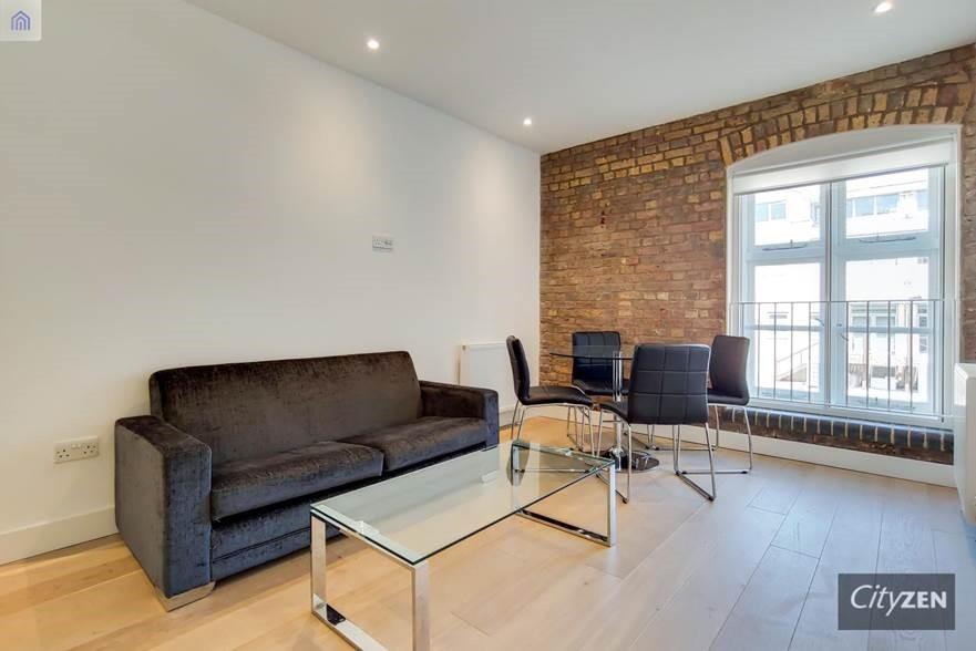 Flat Dod Street in Greater London