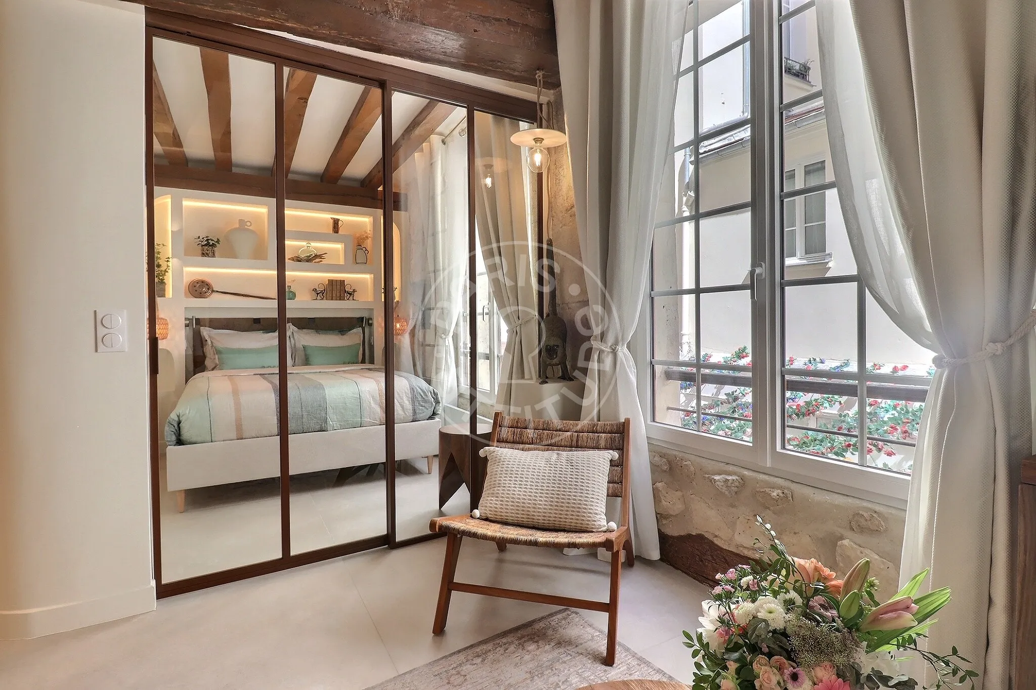 Appartement Rue des Rosiers à Paris