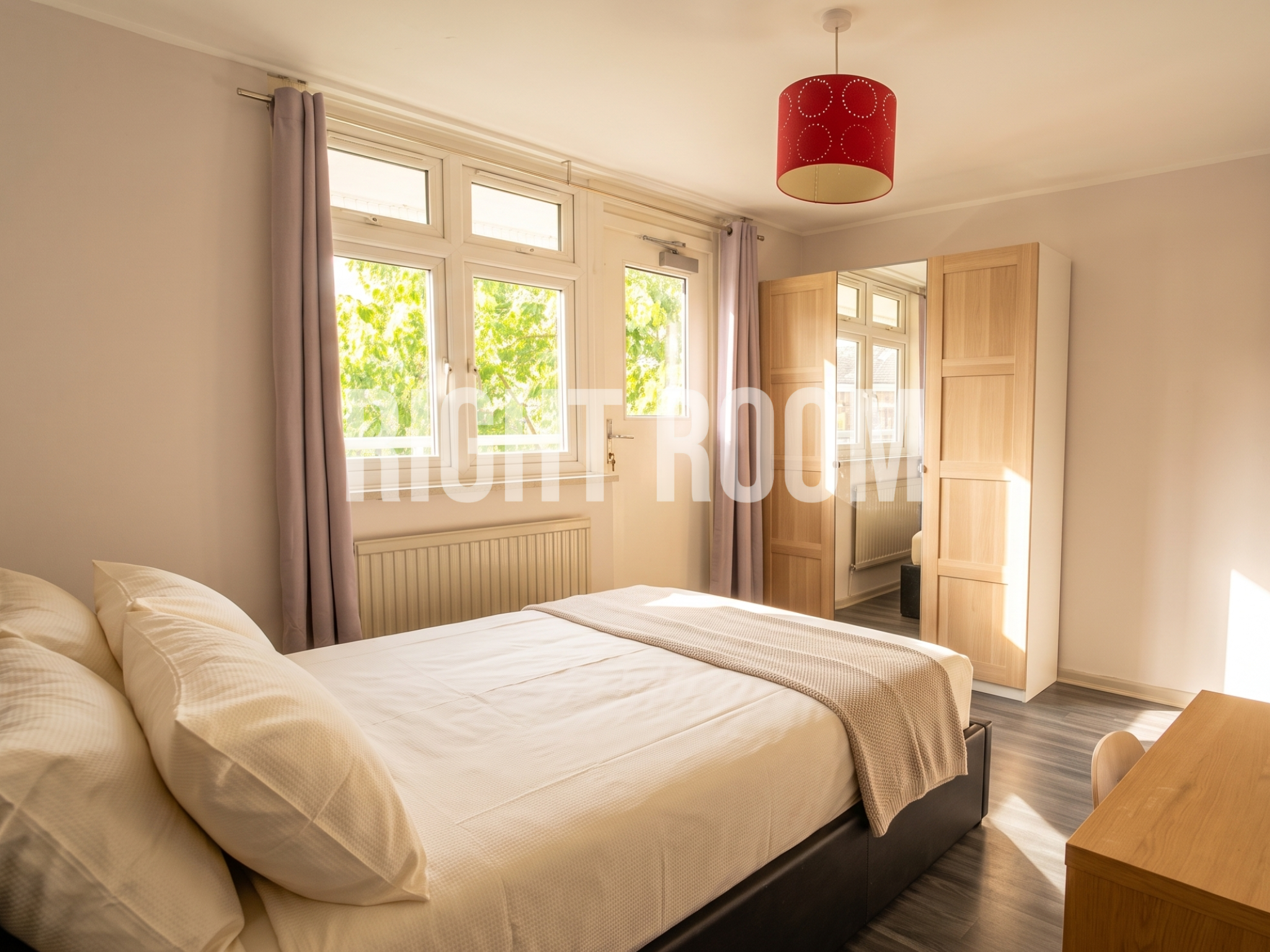 Room Layard Square in Greater London
