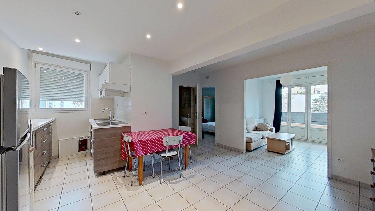Appartement Route de Vienne à Vénissieux