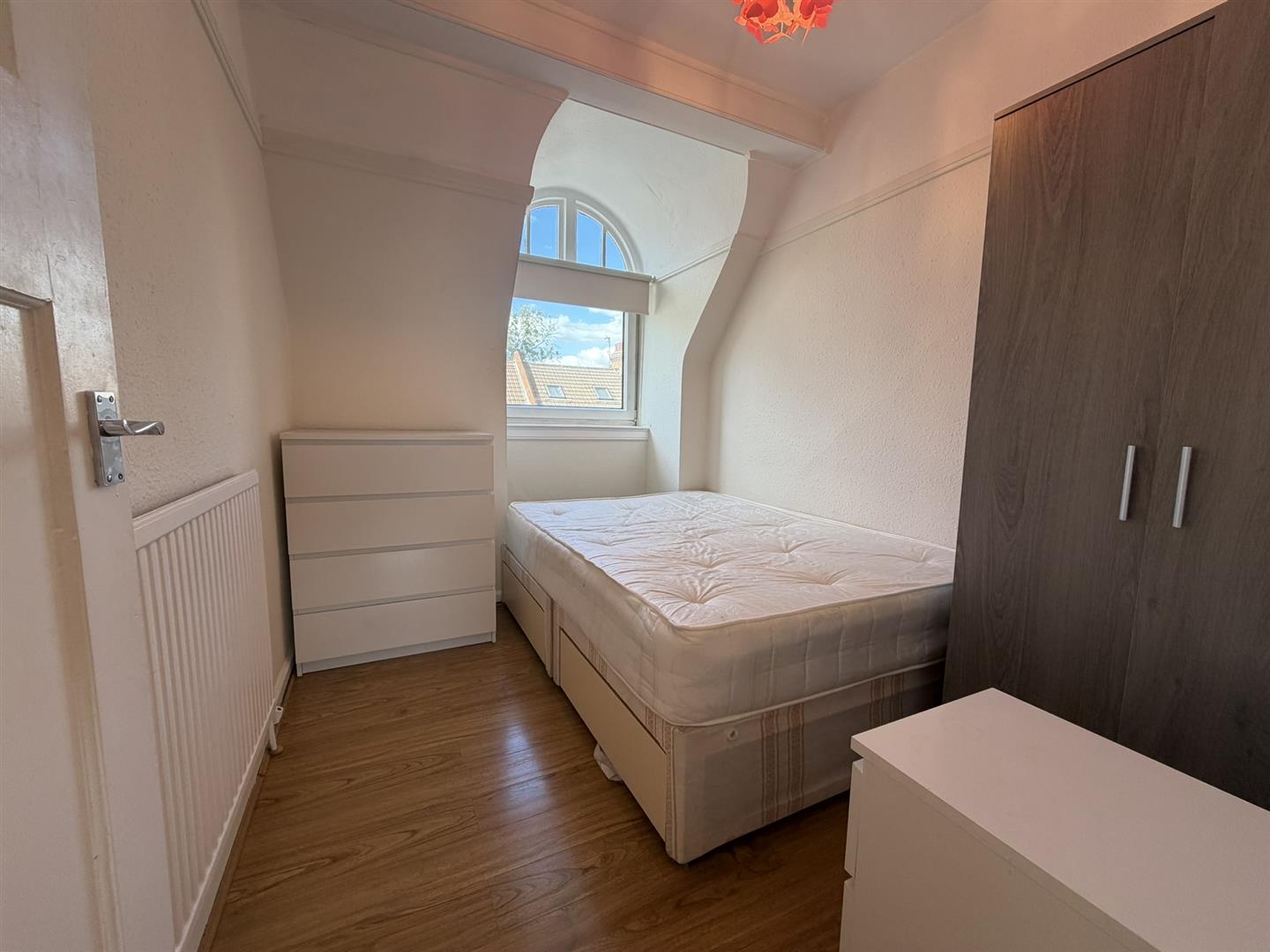 Flat Lodge Road in Greater London