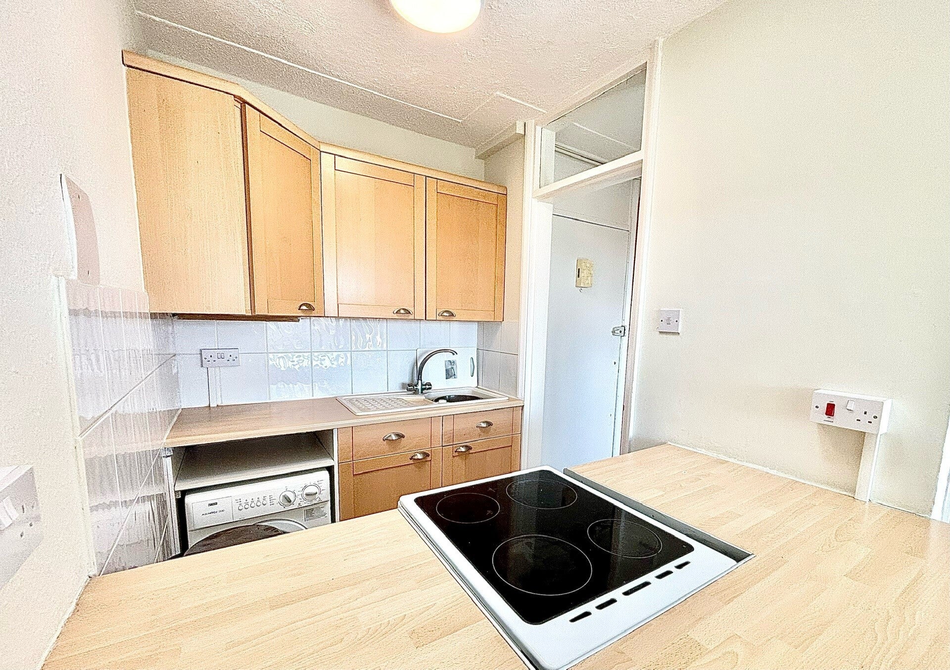 Flat Cambridge Road in Greater London
