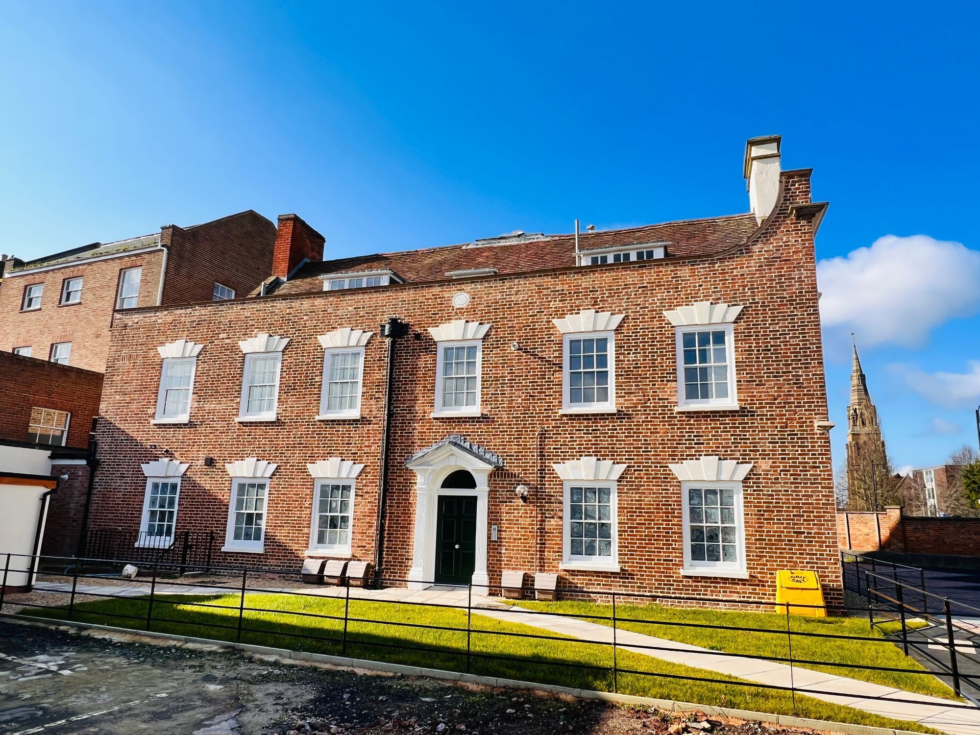 Flat The Crescent in Taunton