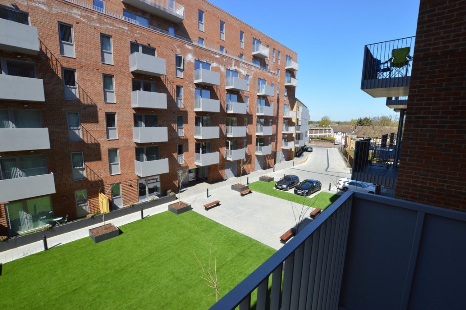 Flat Leith Close in Slough