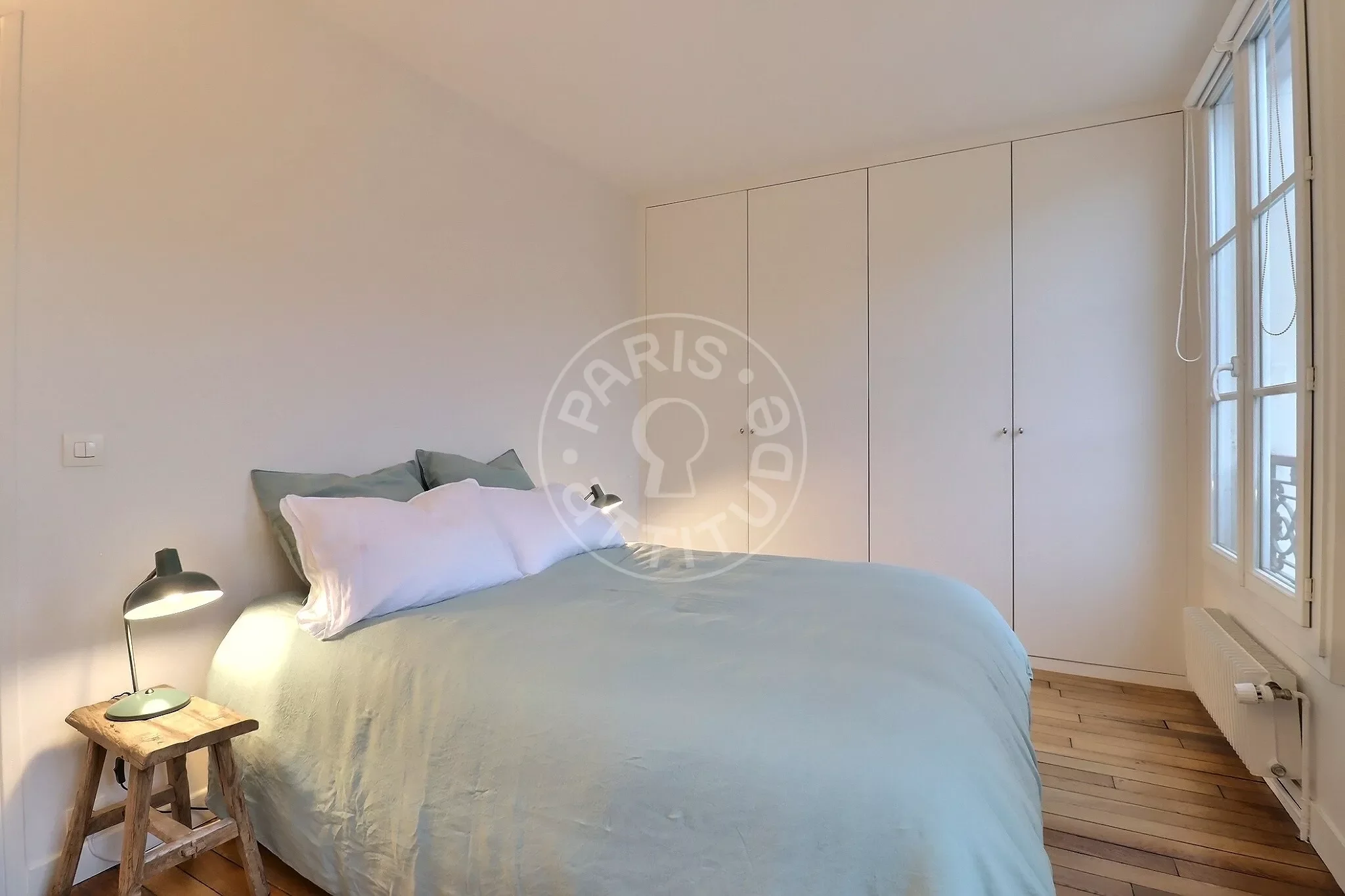 Flat Rue de Chabrol in Paris