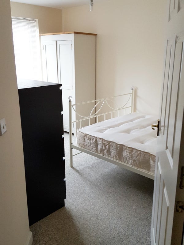 Room Alton Road in Bournemouth