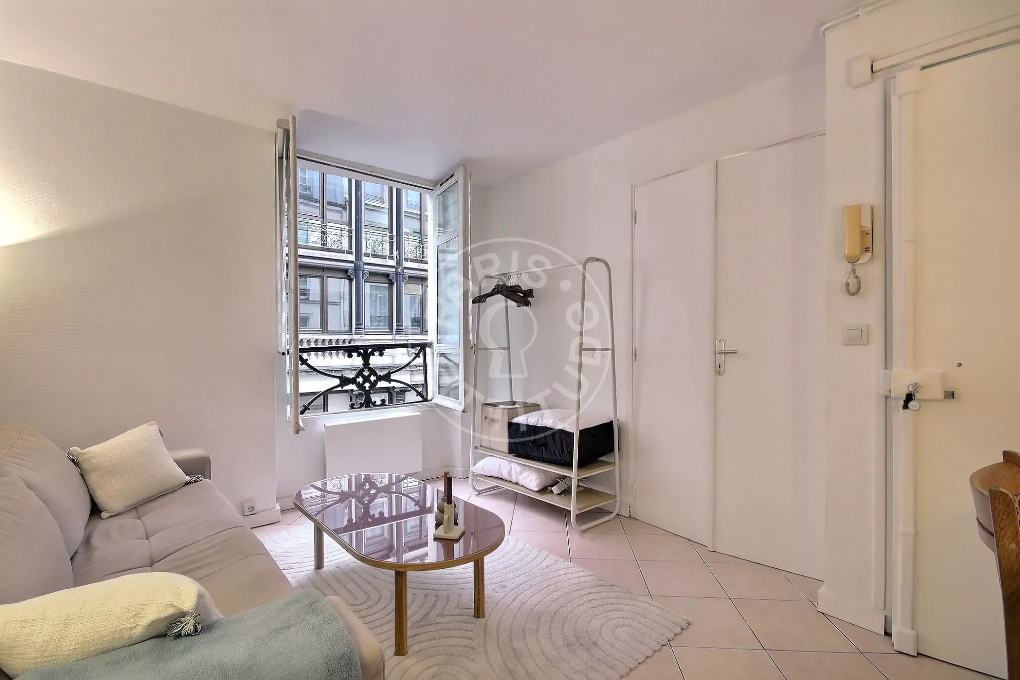 Appartement Rue Saint-Marc à Paris