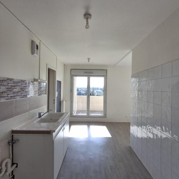 Appartement Avenue Bel Air à Roussillon