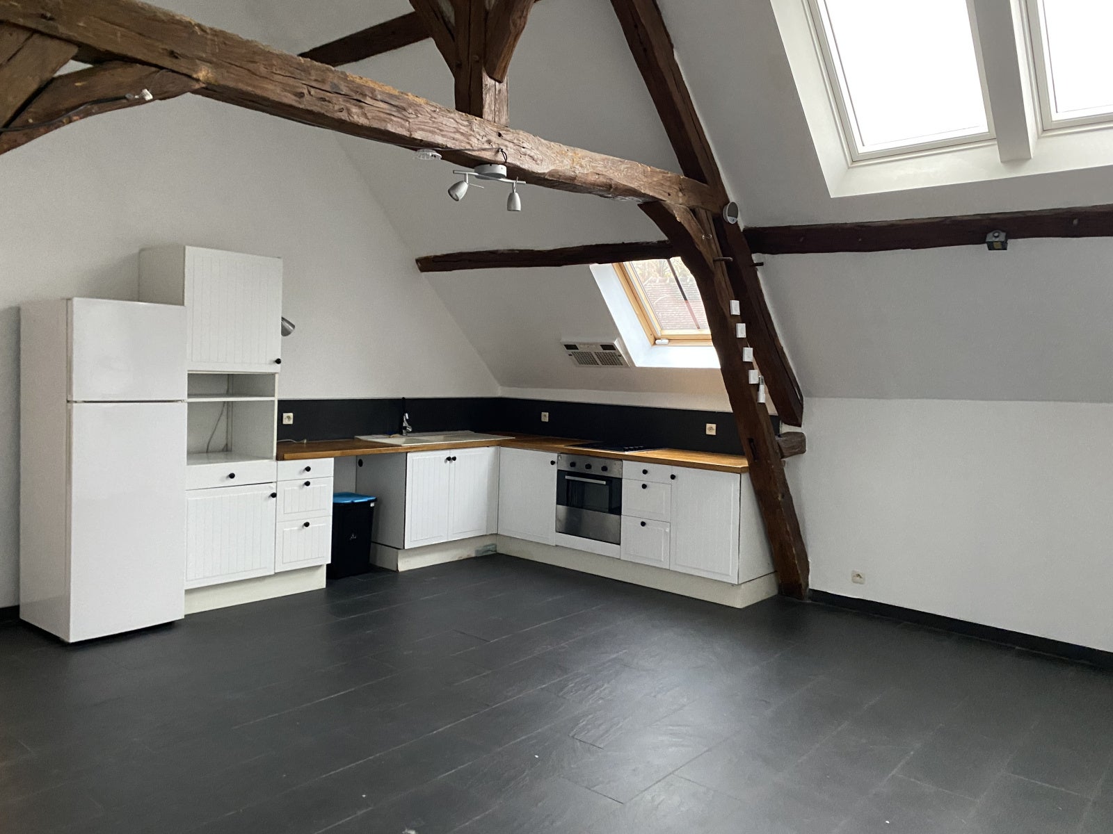 Appartement Place du Valois à Senlis