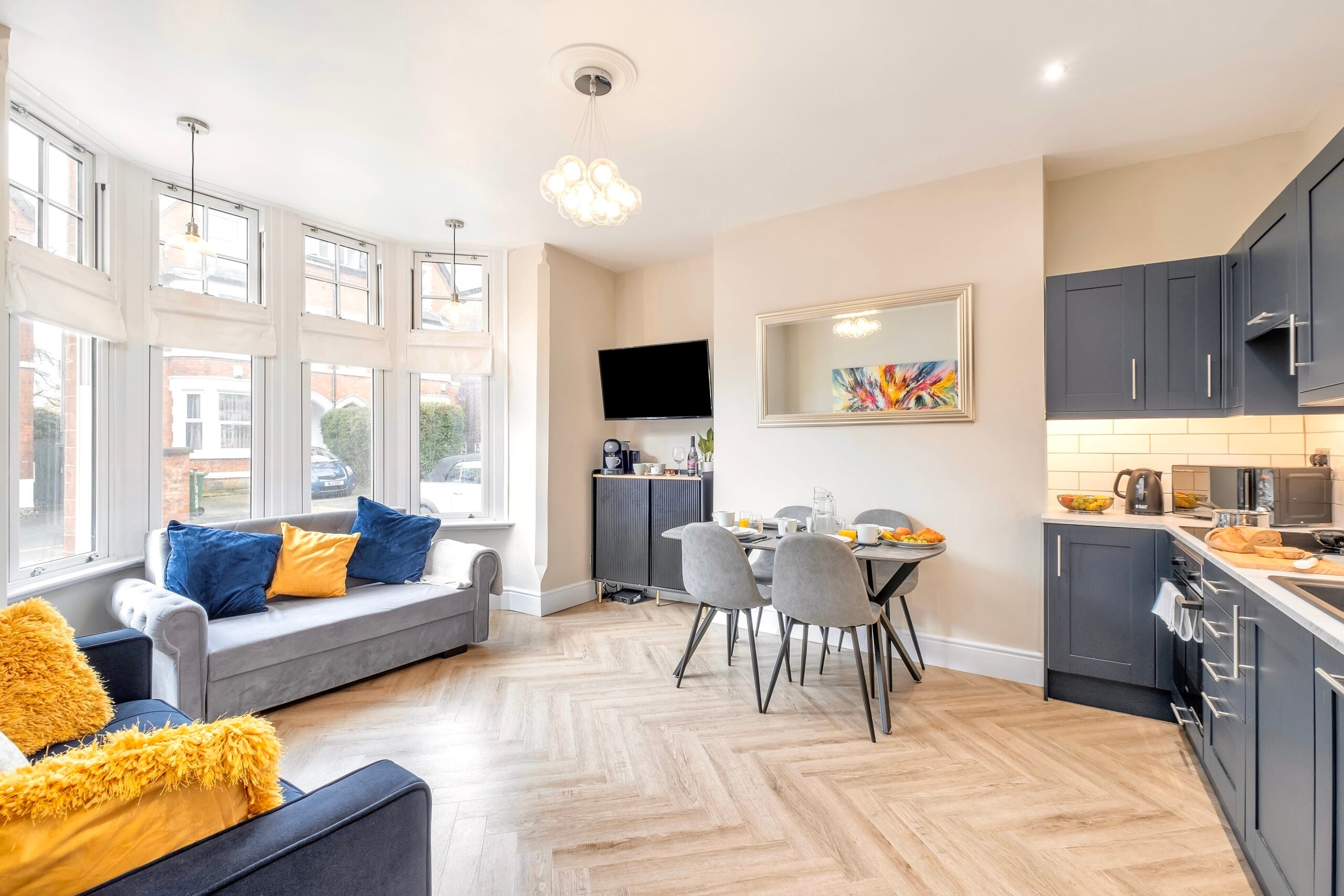 Flat Mapperley Park Drive in Nottingham