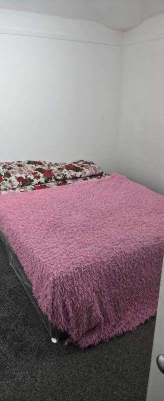 Flat Panfield Road in Manchester