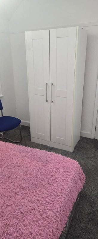 Flat Panfield Road in Manchester