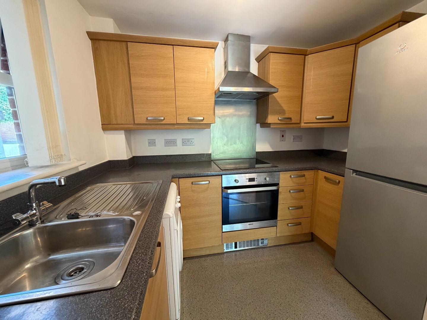 Flat Stonemere Drive in Radcliffe