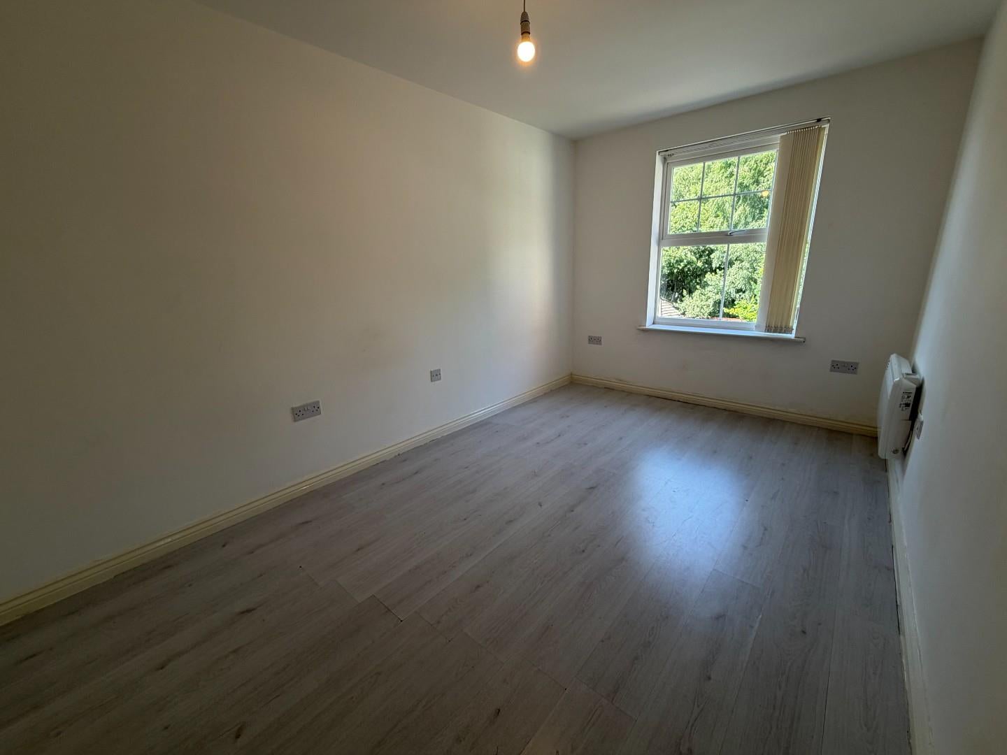 Flat Stonemere Drive in Radcliffe