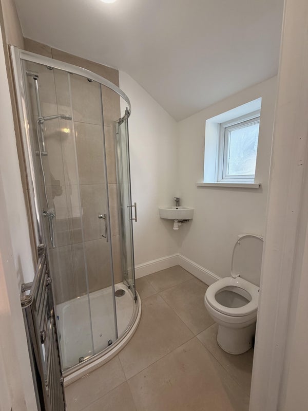 Room Beresford Road Lane in Cardiff