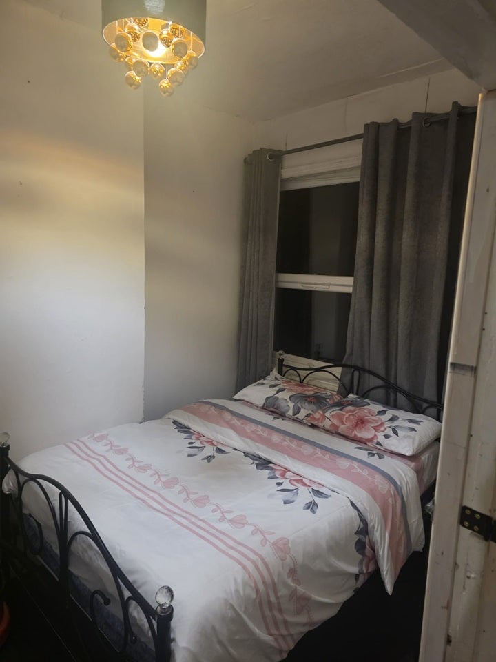 Room George Eliot Road in Coventry