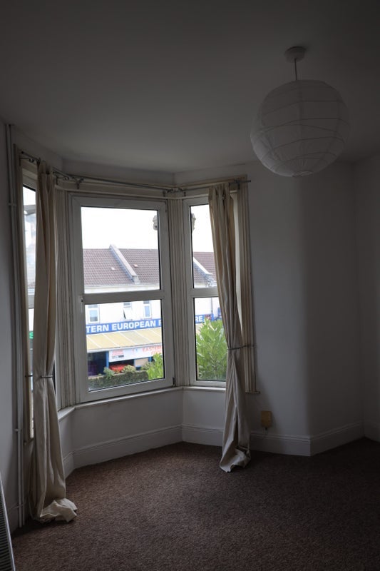Room Gloucester Road in Bristol