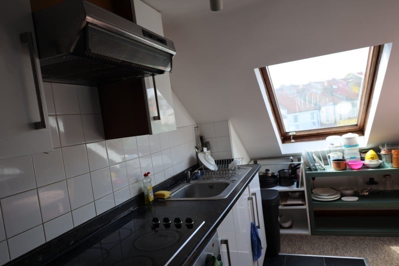 Room Gloucester Road in Bristol