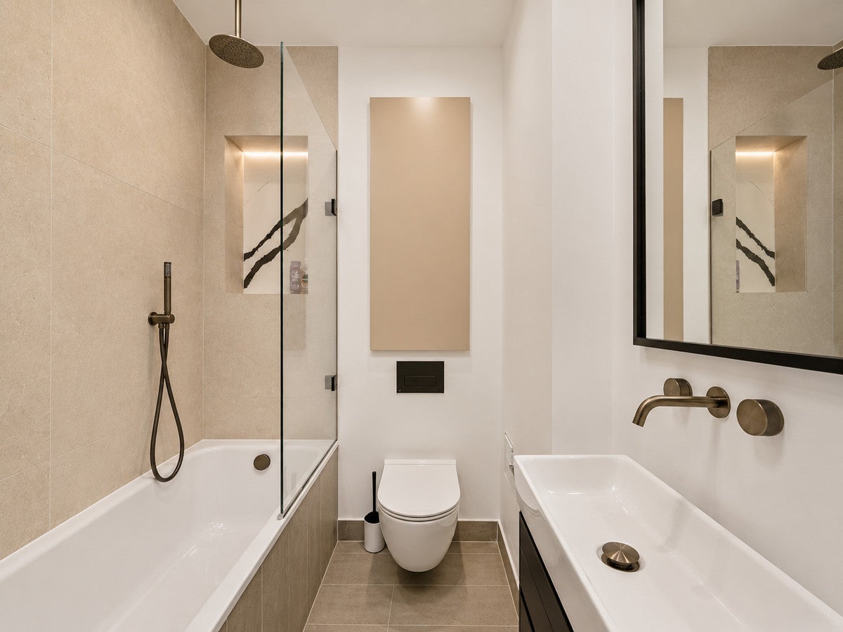 Flat Allsop Place in City of Westminster