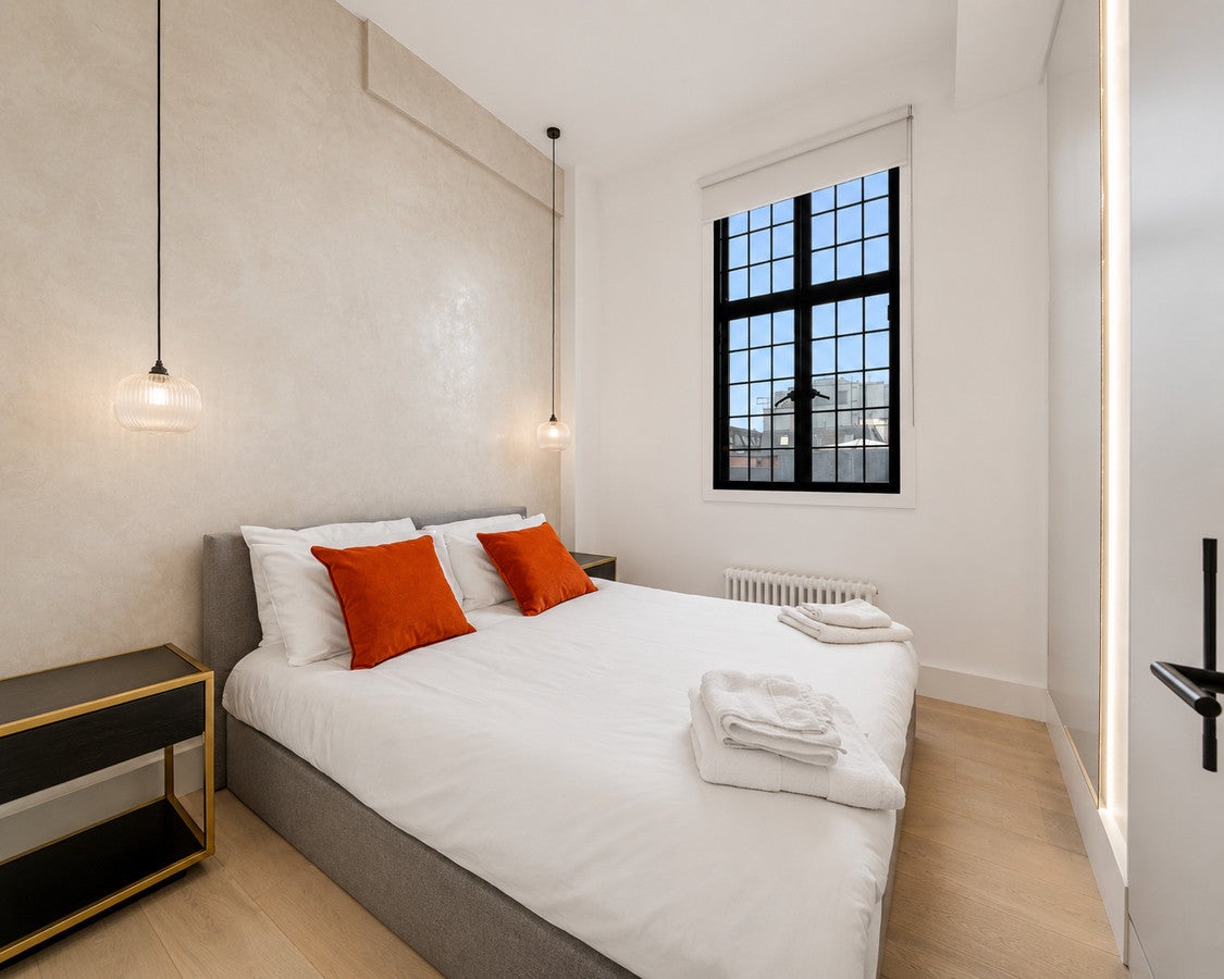 Flat Allsop Place in City of Westminster