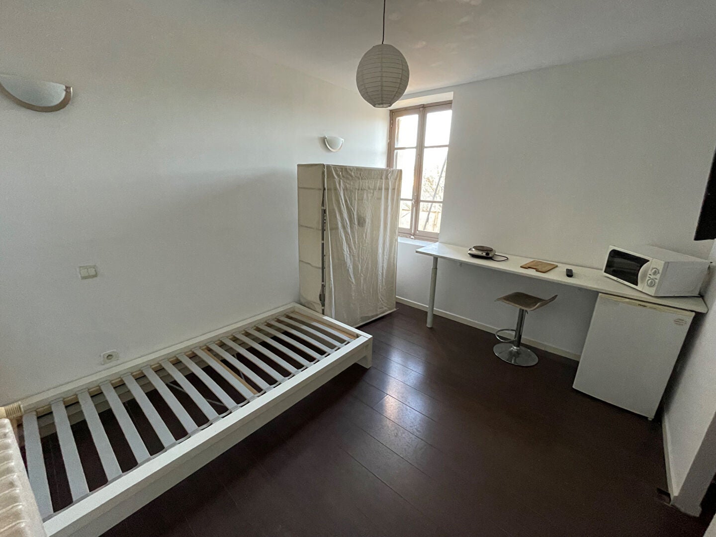 Flat Rue de la Maison Carrée in Nîmes