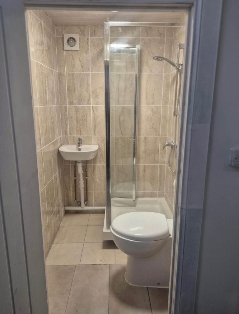 Flat Moat Lane in Luton