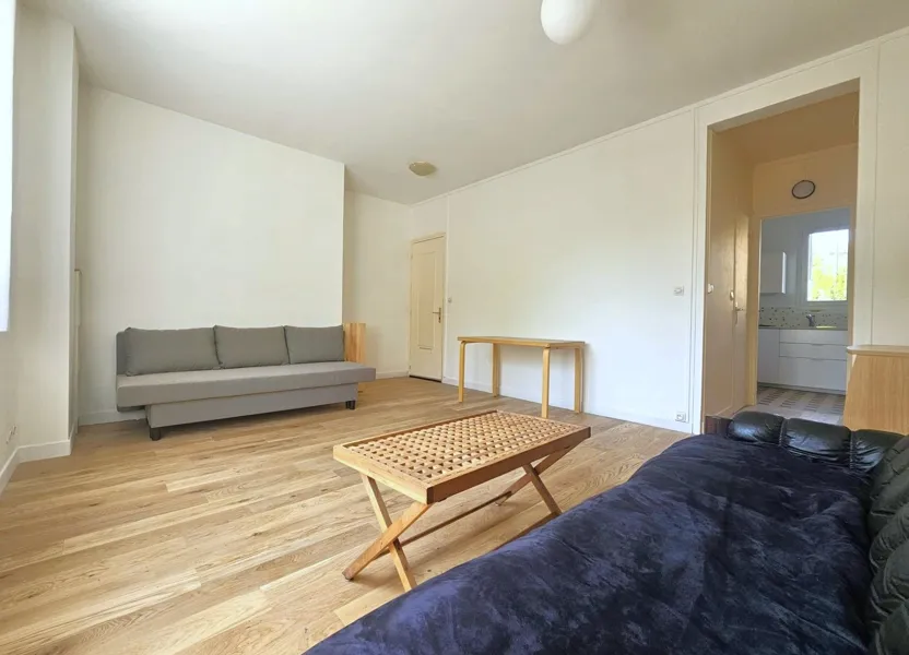 Room Avenue du Parc in Vanves
