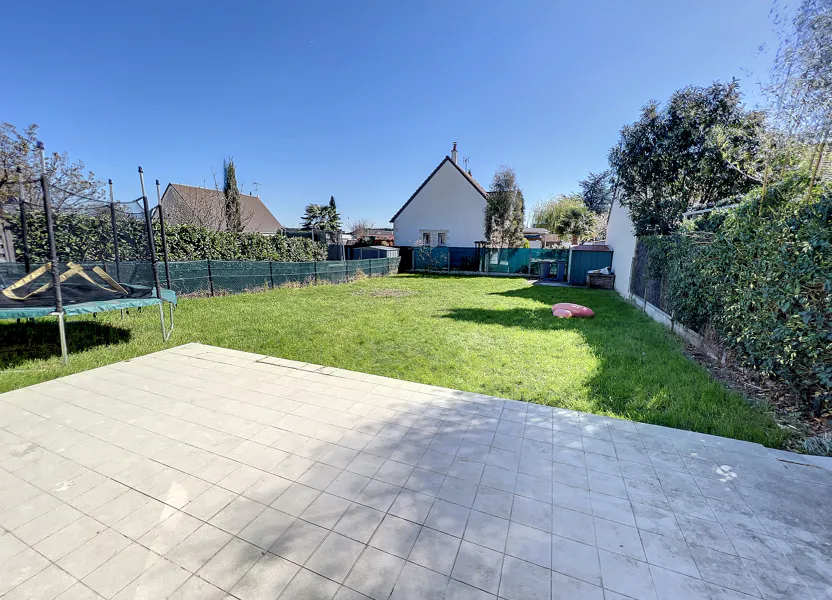 Maison Rue Roger Bodineau à Larçay