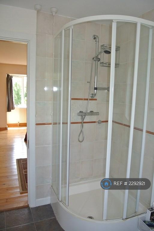 Room Harston Road in South Cambridgeshire