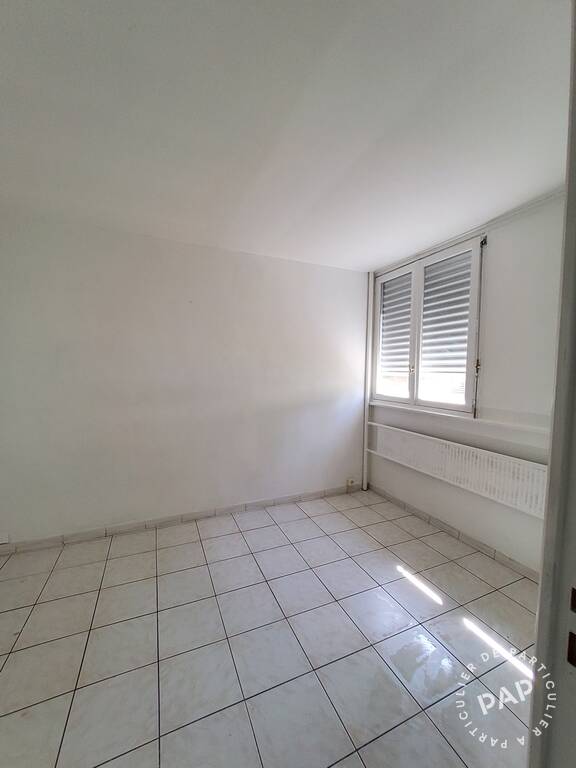 Flat Rue de l'Abattoir in Firminy