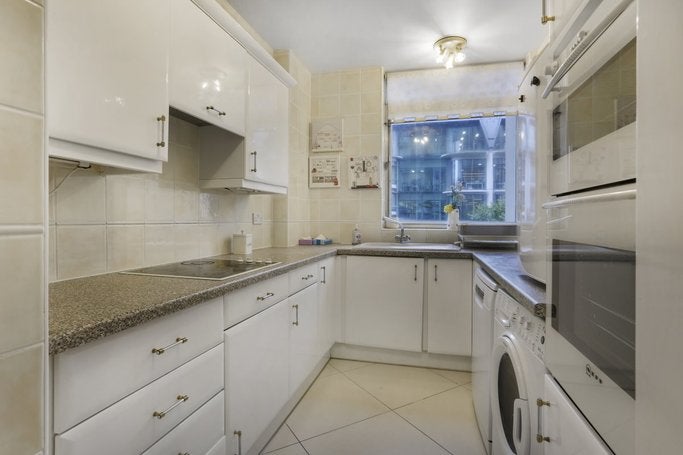 Flat Great Cumberland Place in London