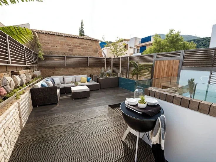 Flat Dawes Road in Greater London