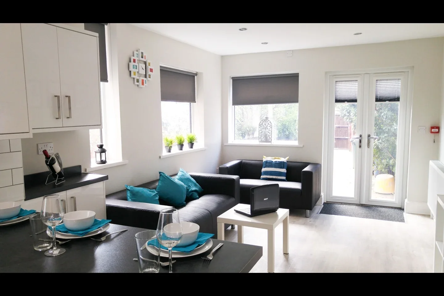 Room Barton Road in Manchester