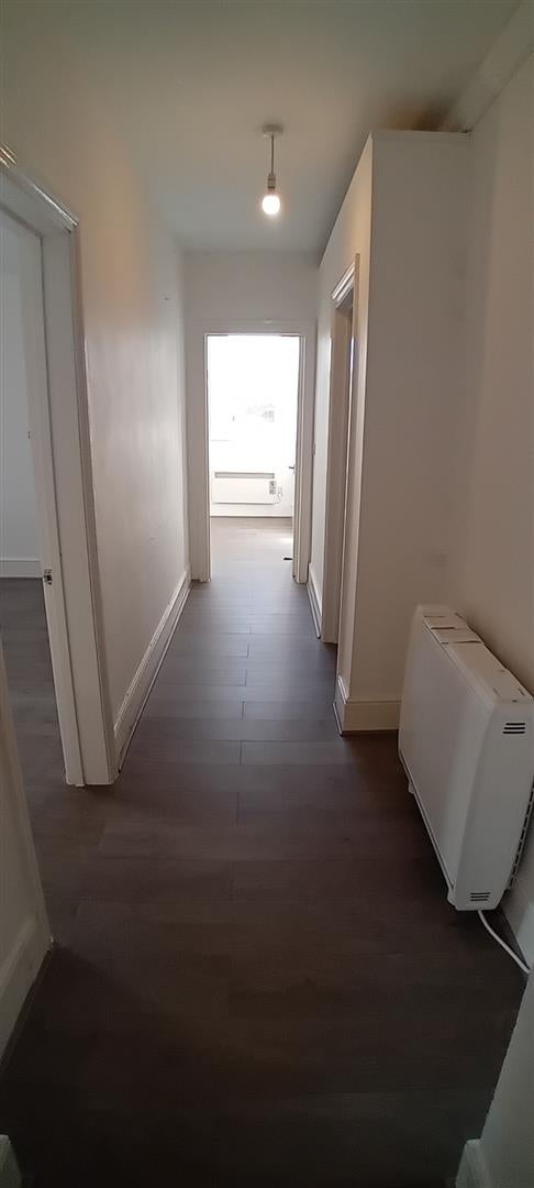 Flat Obelisk Road in Southampton