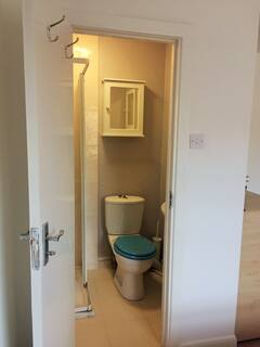 Room Brockley Road in Greater London
