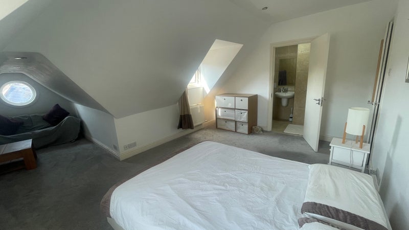 Room Alumdale Road in Bournemouth